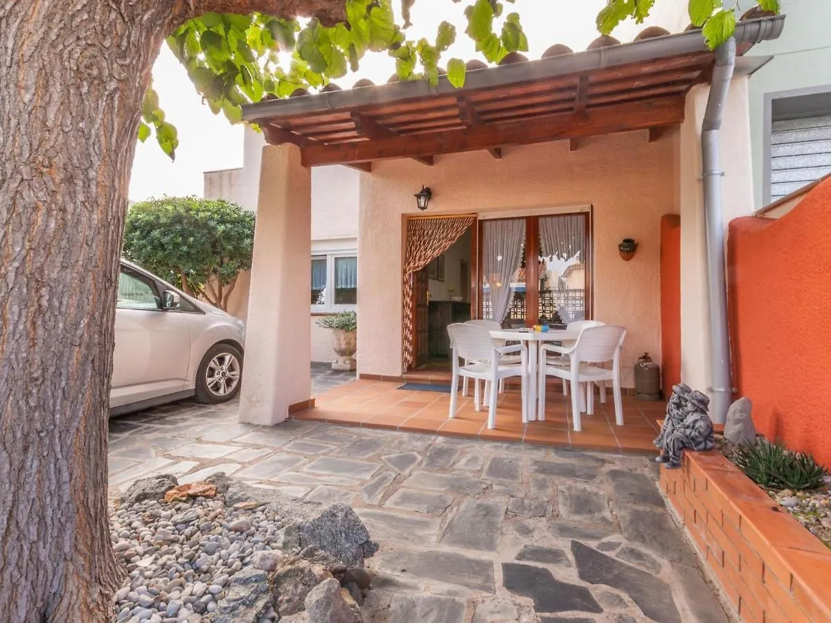 Belvilla By Oyo Villa Juan Castello  D'Empuries 0*,  Spain